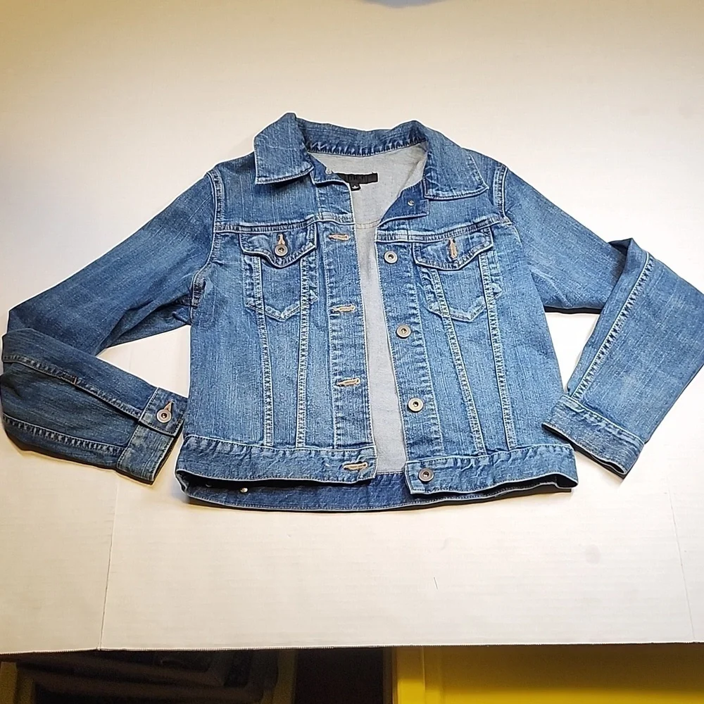 Uniqlo Dark Wash Denim Jacket Size S
